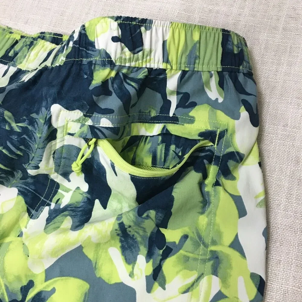 The North Face Shorts Men XL Class V Green Camo Print Fishing Hiking Gorpcore